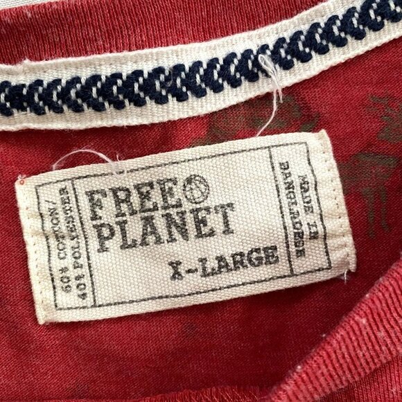 Free Planet | Santa Reindeer Christmas T-Shirt | Red | Size: Large - Picture 5 of 8